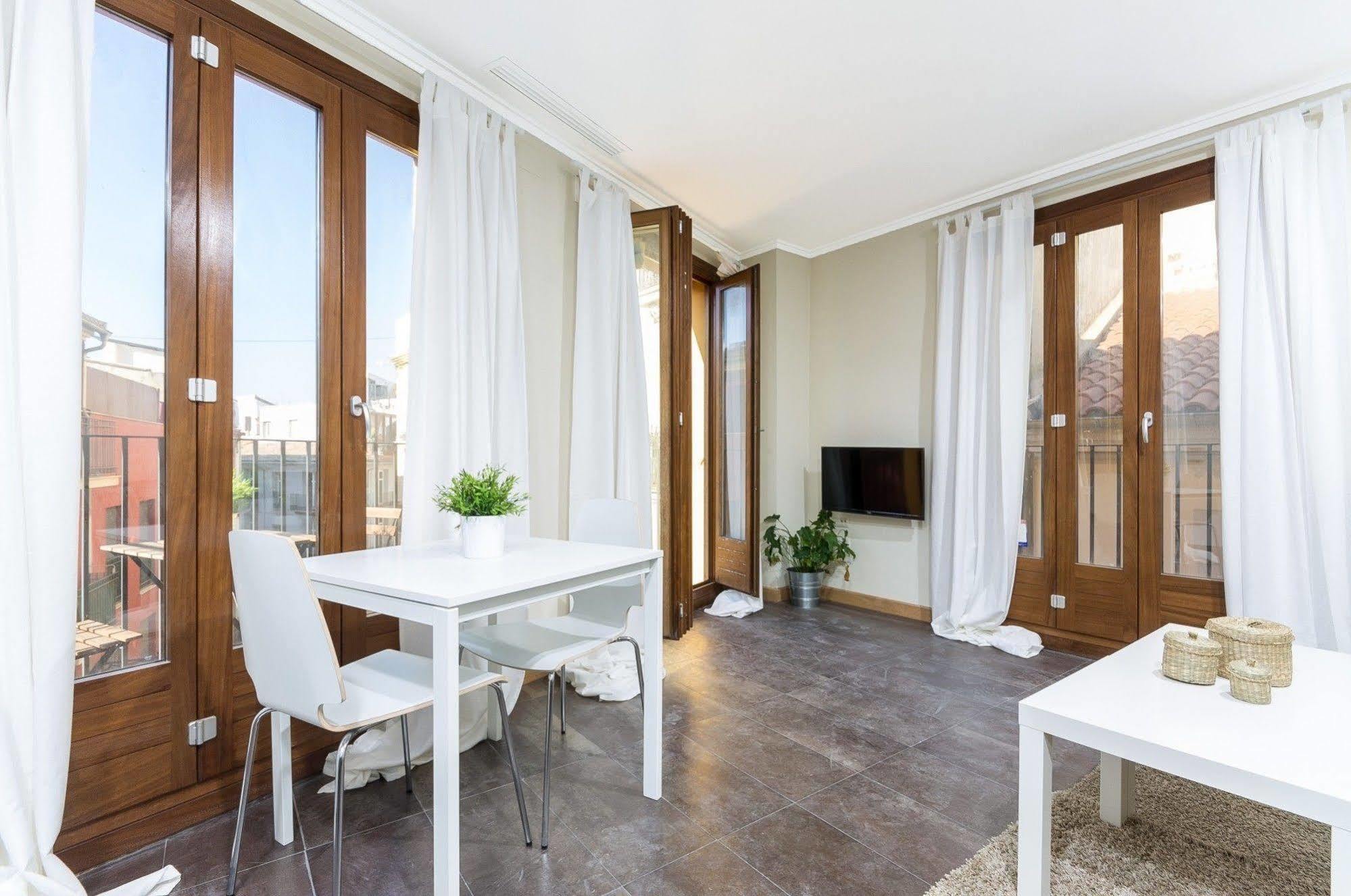 Bet Apartments - Tramontana Apartments Valencia Kültér fotó
